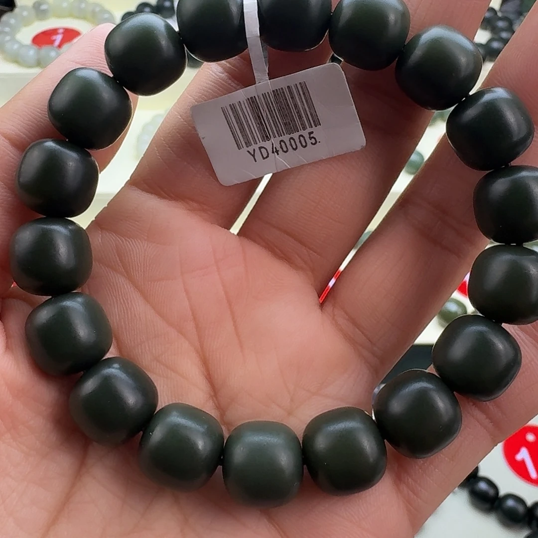 和田玉未镶嵌手串