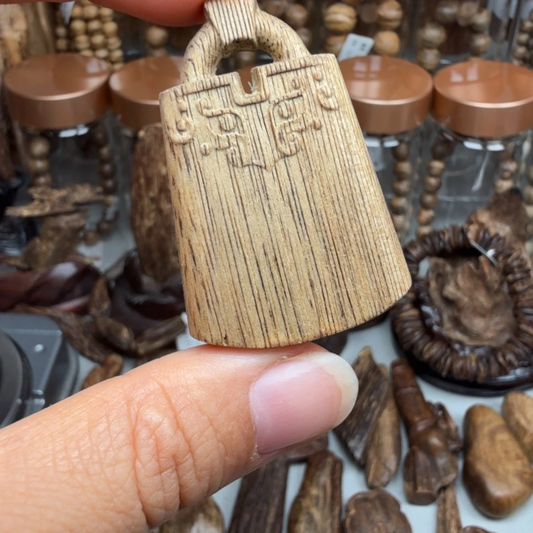 沉香沉香碎屑柬埔寨 3.8 克