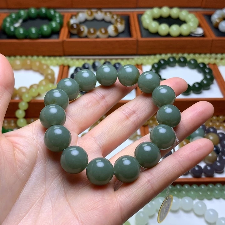 和田玉手串未镶嵌