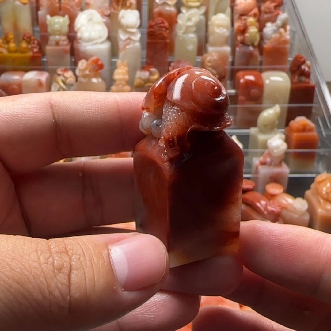 老挝石安居乐业 事业有成  2.2×5