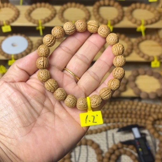 木质非金属野生桃核