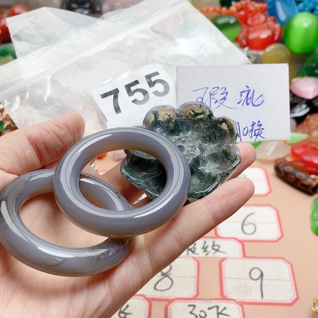 合金颈饰玛瑙/玉髓人*