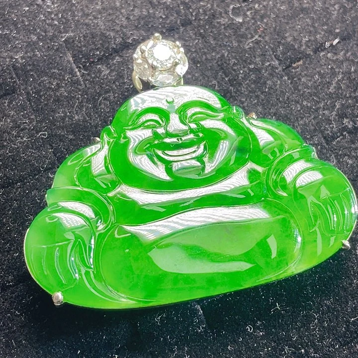 翡翠未镶嵌颈饰64