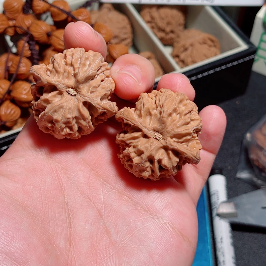 39全品红皮苹果圆