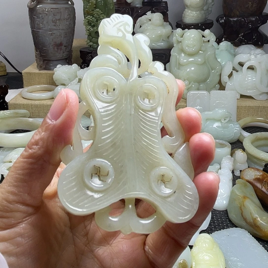 和田玉（糖玉）未镶嵌挂件