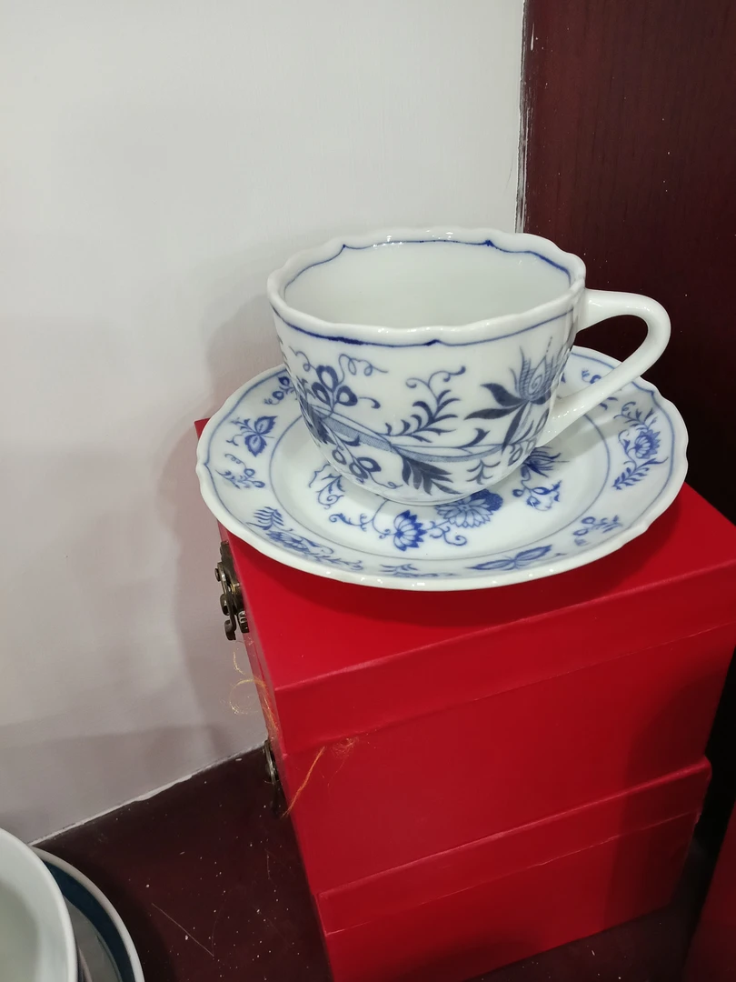 梅森杯碟，有点。(微瑕)