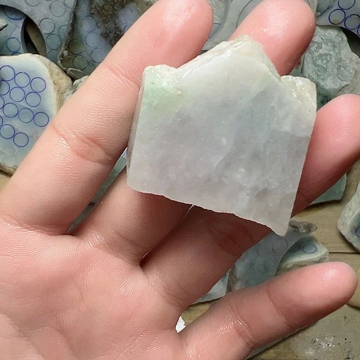 翡翠颈饰未镶嵌纯天然缅甸翡翠