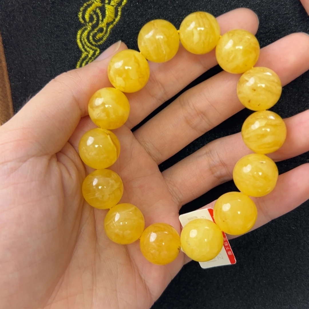 未镶嵌琥珀珠宝奇石