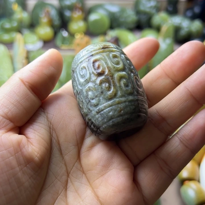岫岩老玉（透闪石质玉）未镶嵌挂件