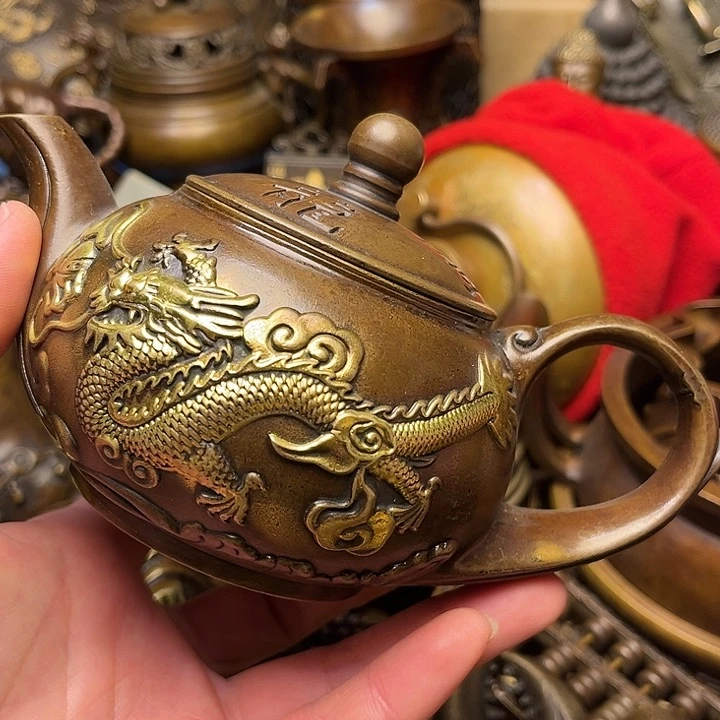 精美铜器批发档口