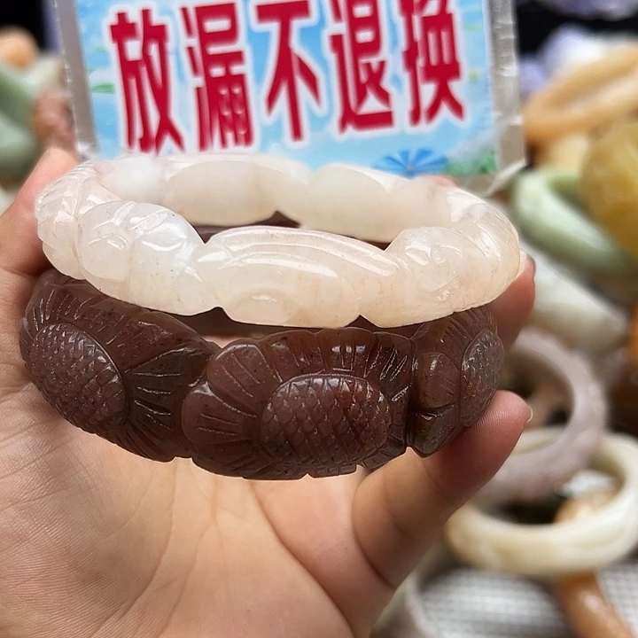 石英岩玉手镯未镶嵌