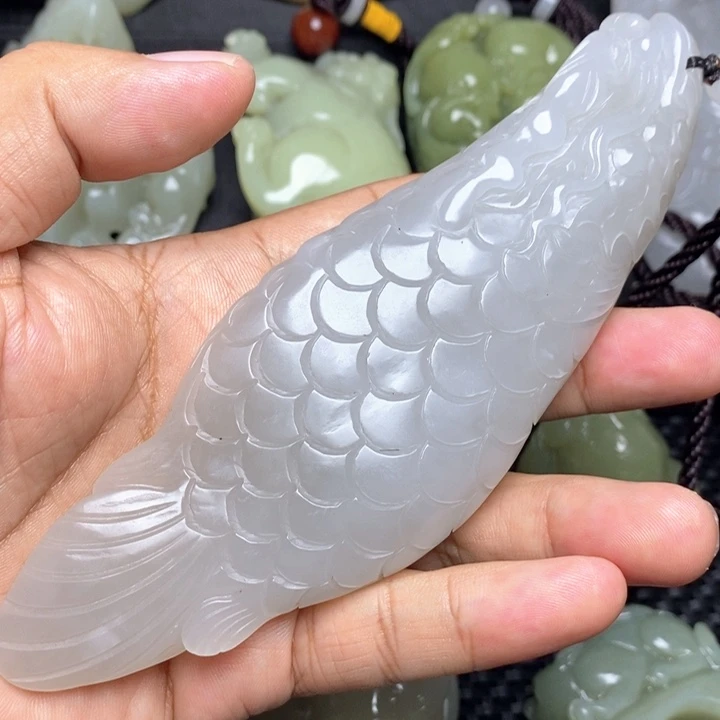 颈饰未镶嵌和田玉