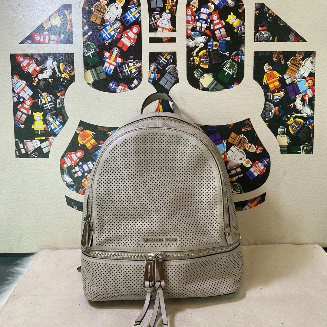 95新 MICHAEL KORS/迈克高仕 20990双肩包