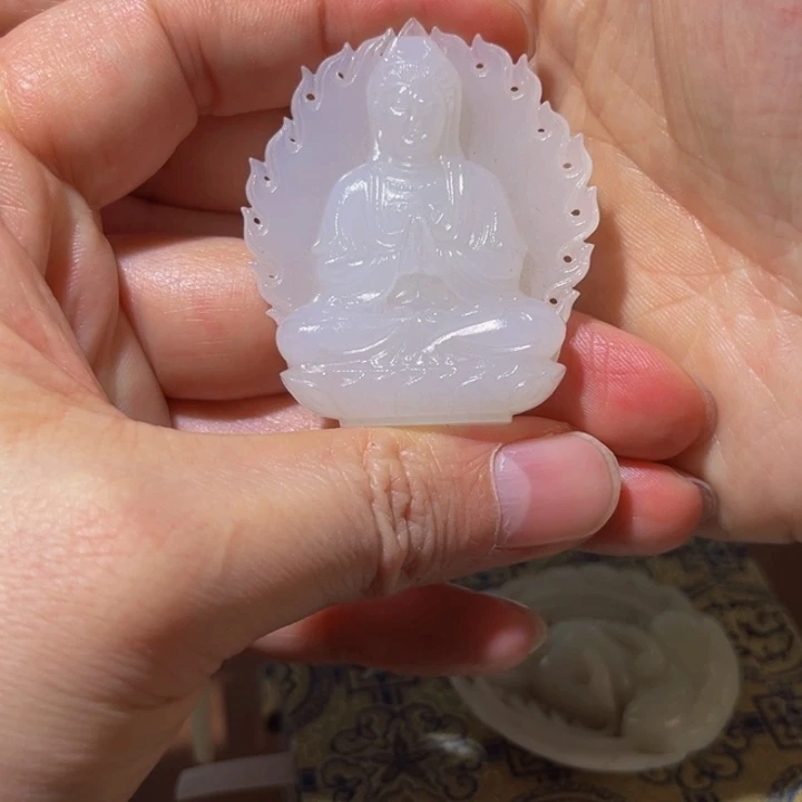 和田玉颈饰未镶嵌心**明