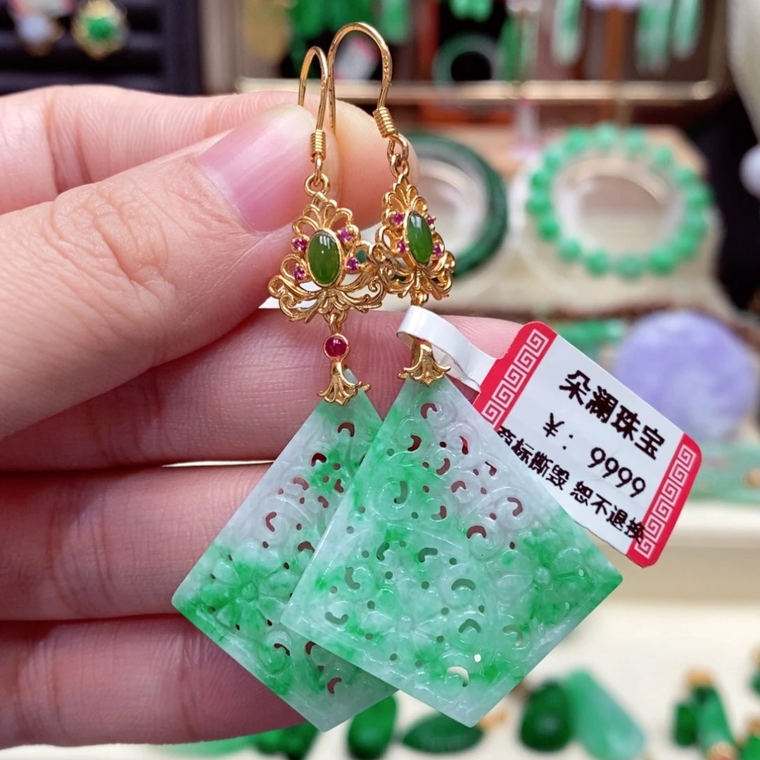 未镶嵌翡翠耳饰翡翠耳饰