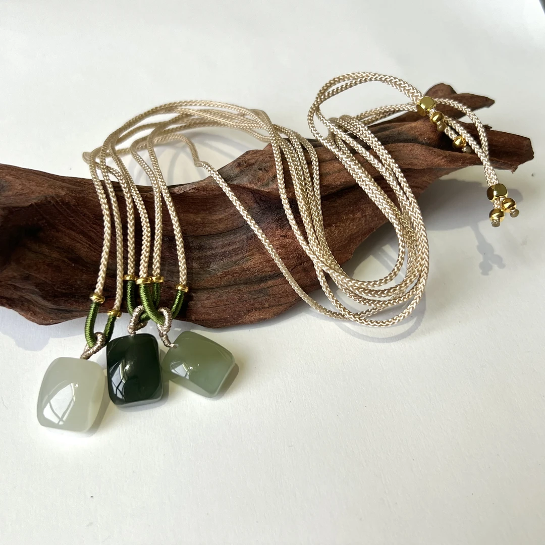 【小宝珠宝】21  S11434-和田玉吊坠-多样性发一件-16*12*6mm