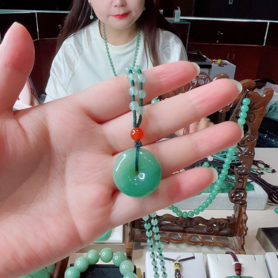 未镶嵌密玉（石英质玉）珠宝半成品