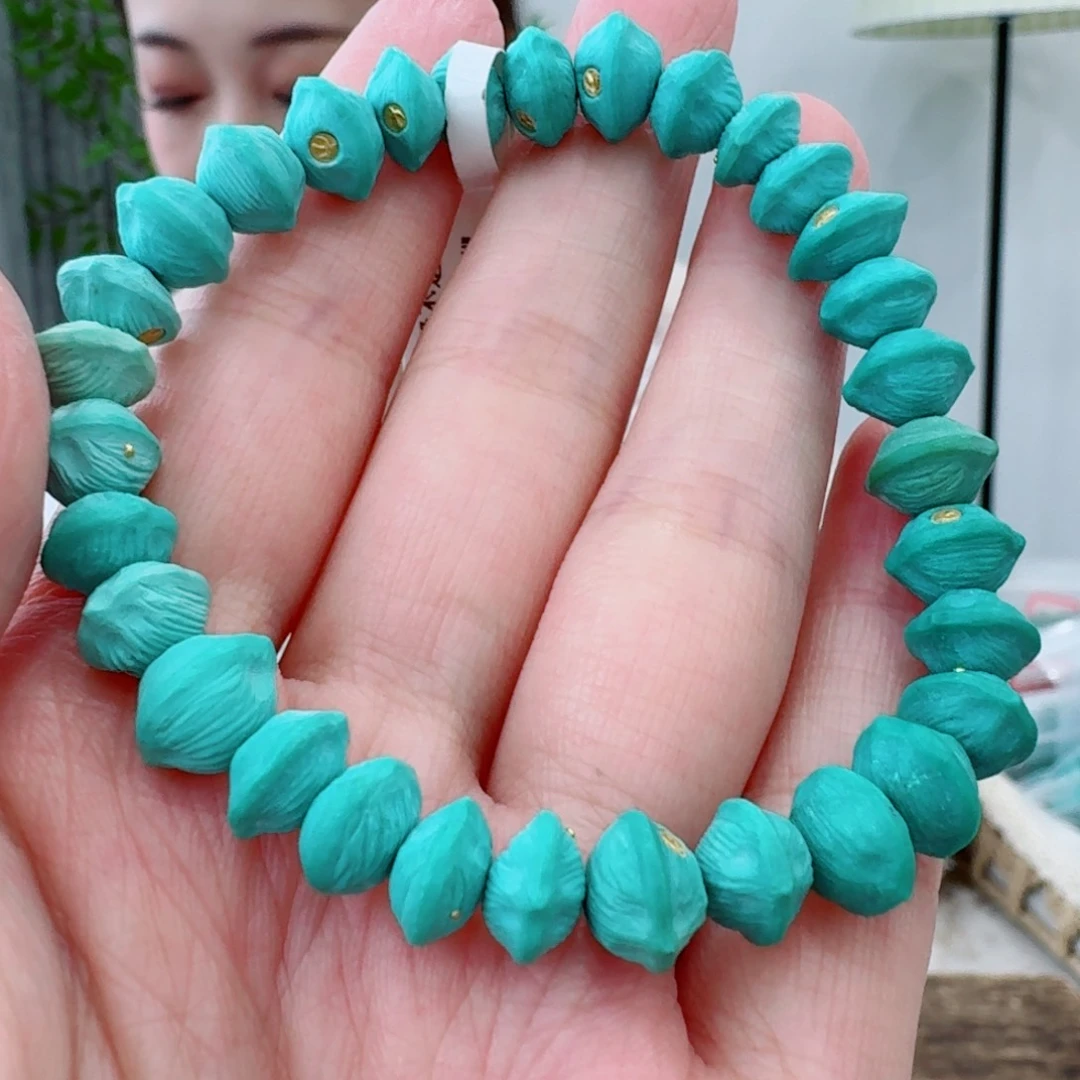 未镶嵌绿松石珠宝奇石