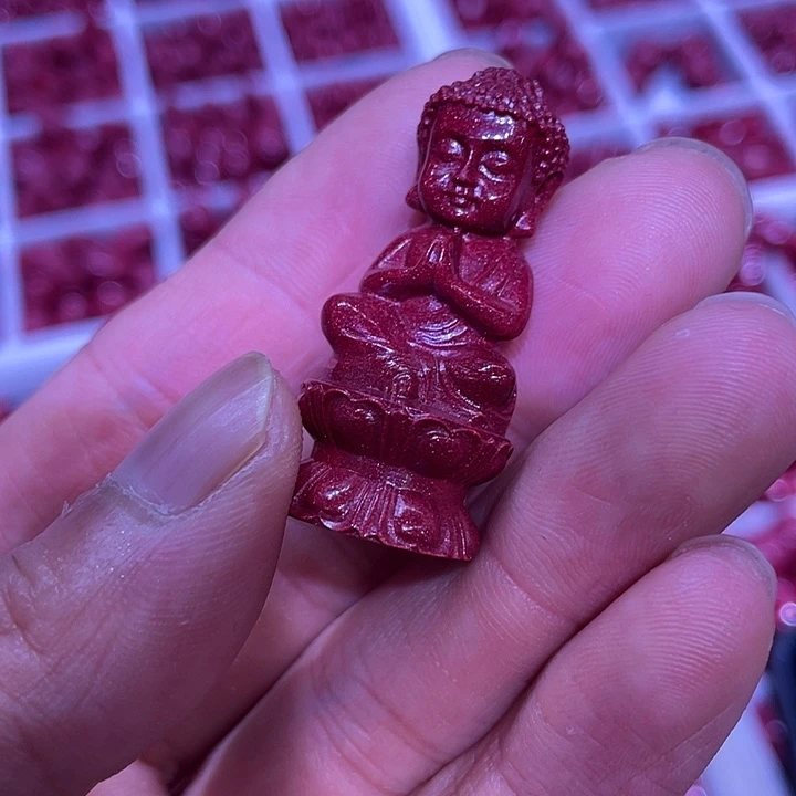 天然辰砂小佛一个