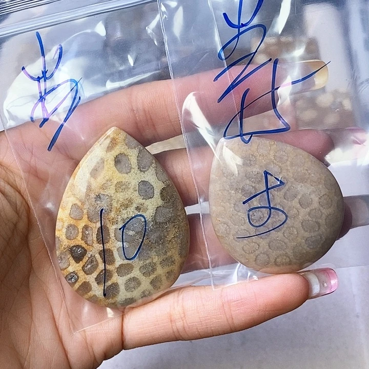硅化玉颈饰合金当***袭