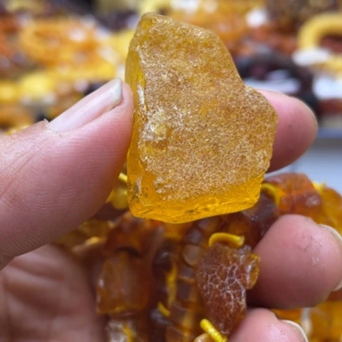 手串蜜蜡未镶嵌吊坠
