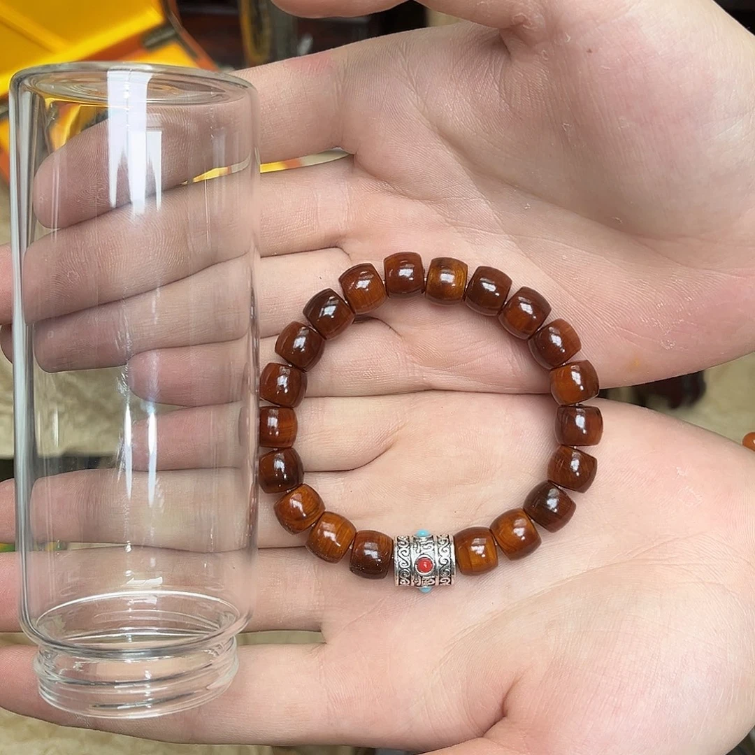 大叶紫檀（黑酸枝木类）