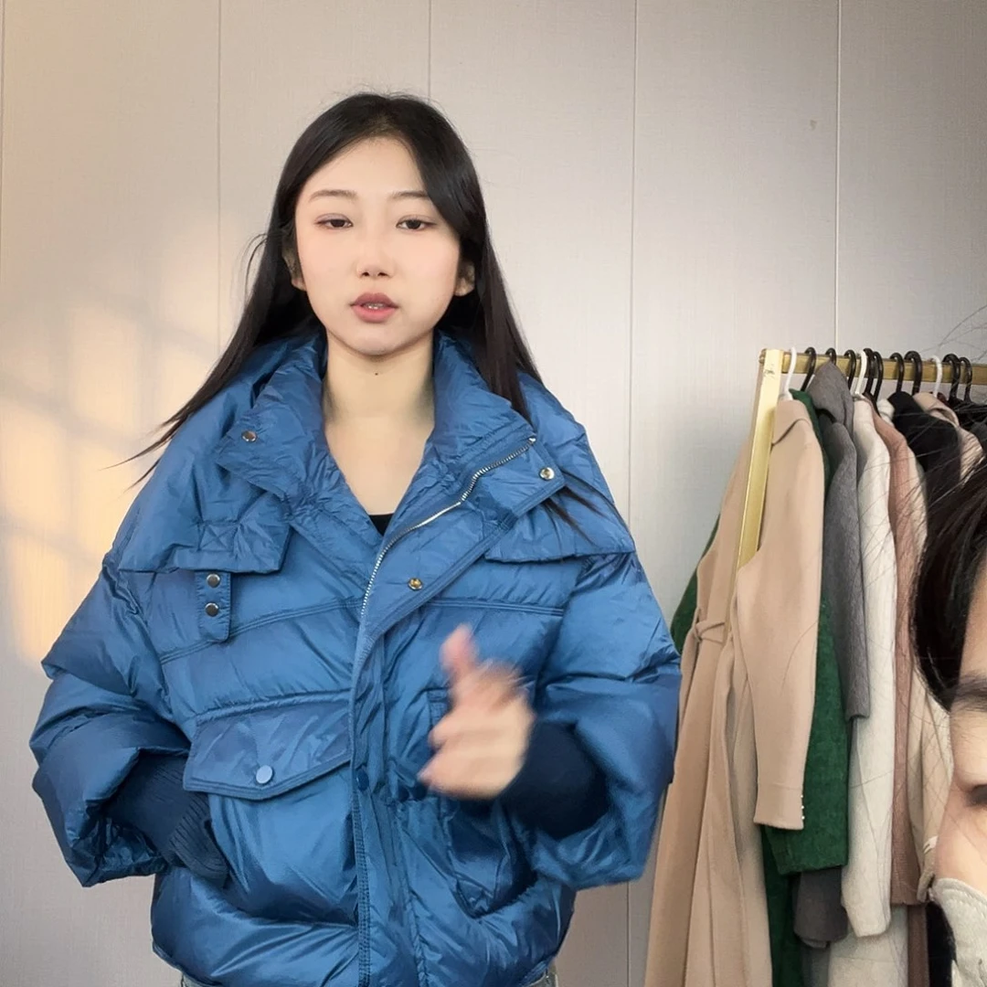 均啦蓝色去他拍去撒了