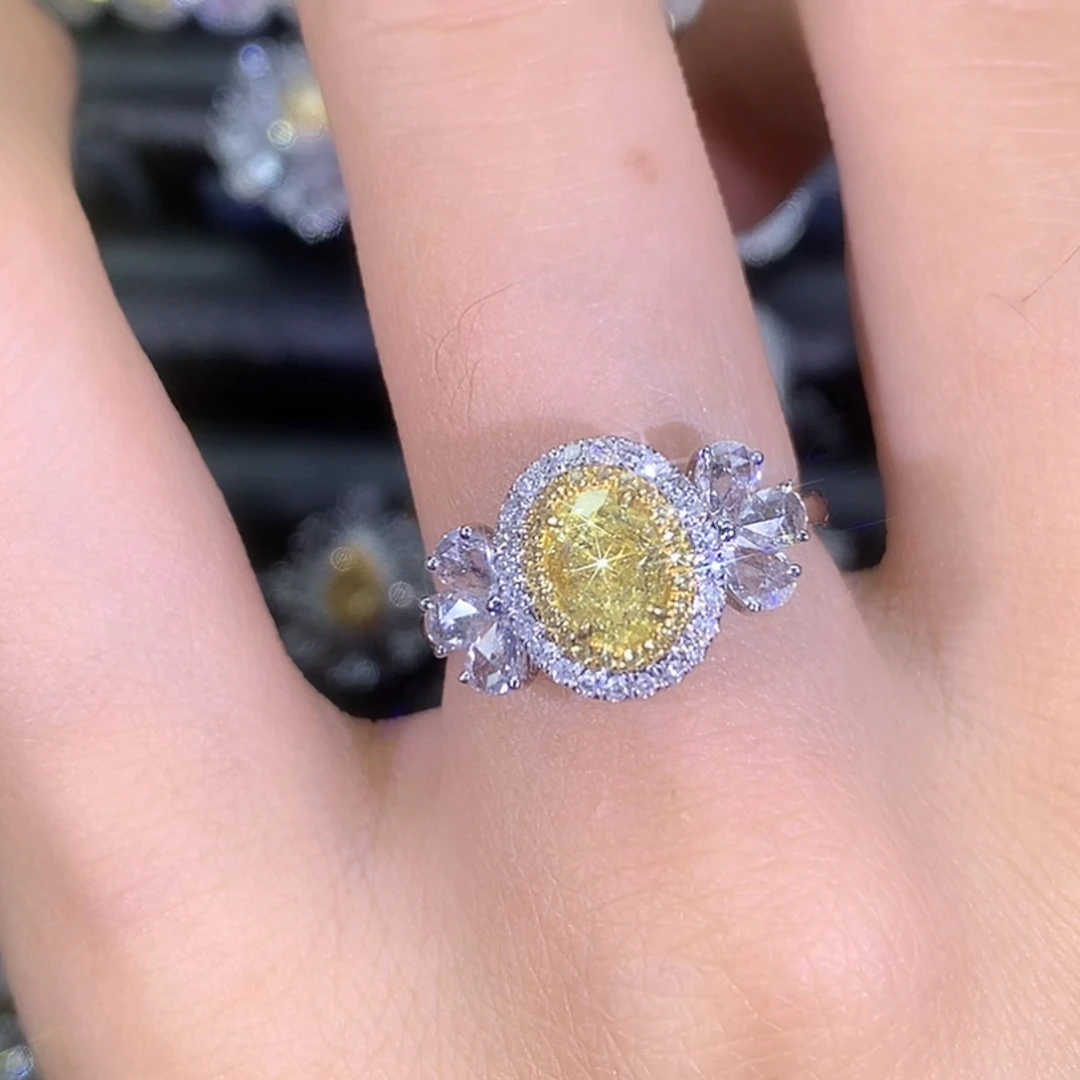 18k金黄钻戒指设计款