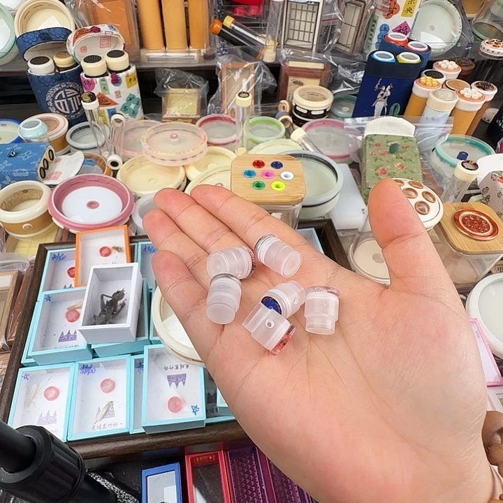 蟋蟀水塔加湿器一个…………