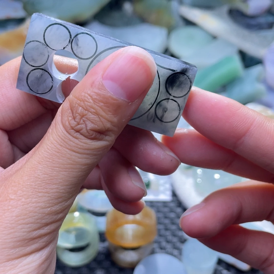 未镶嵌定制翡翠小*廖翡翠定制