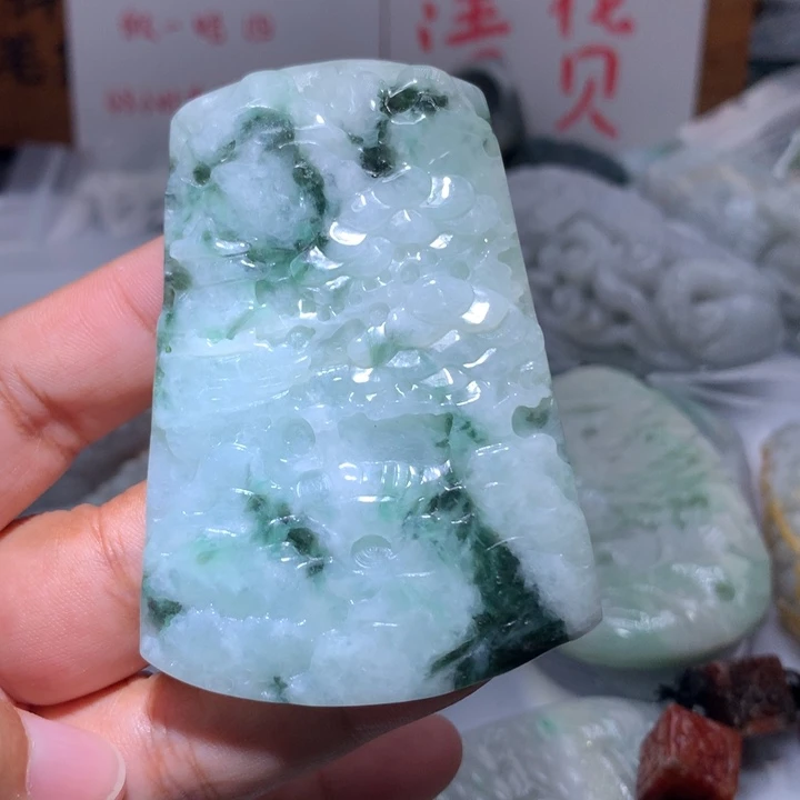 翡翠未镶嵌颈饰保真天然A货翡翠