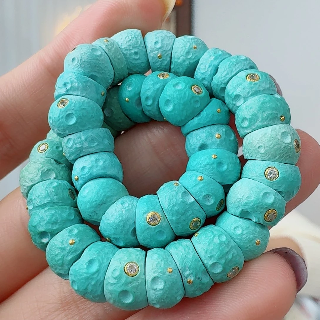 绿松石未镶嵌珠宝奇石