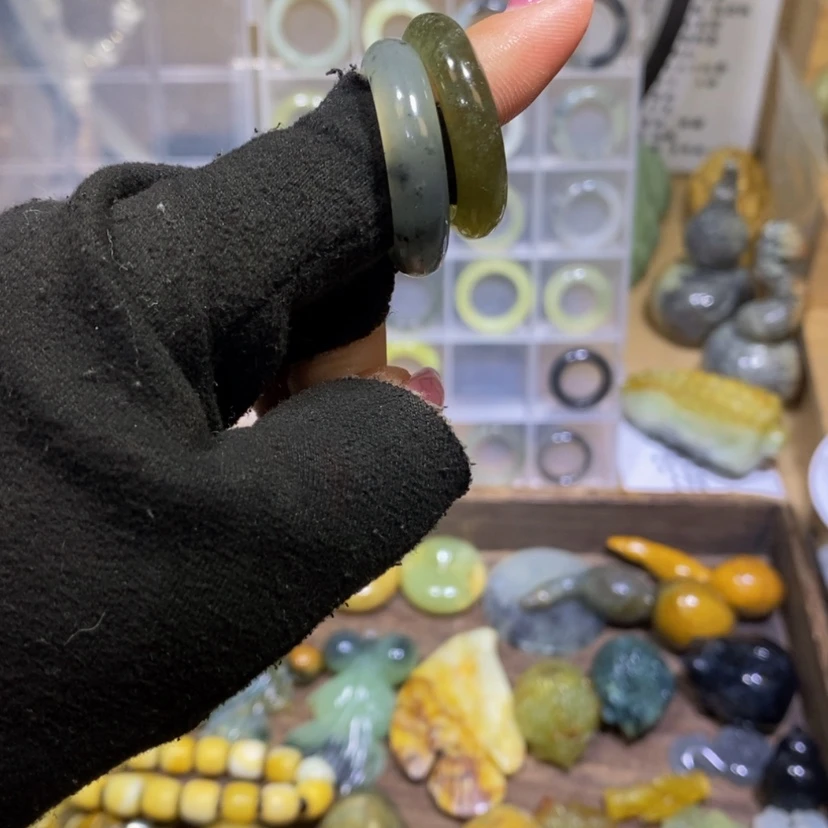 【闪购商品】蛇纹石玉颈饰未镶嵌88