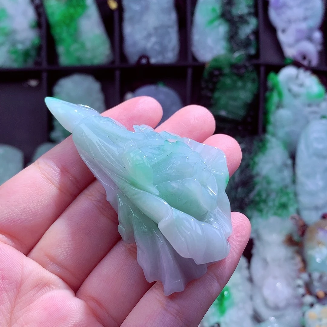 翡翠未镶嵌颈饰挂件