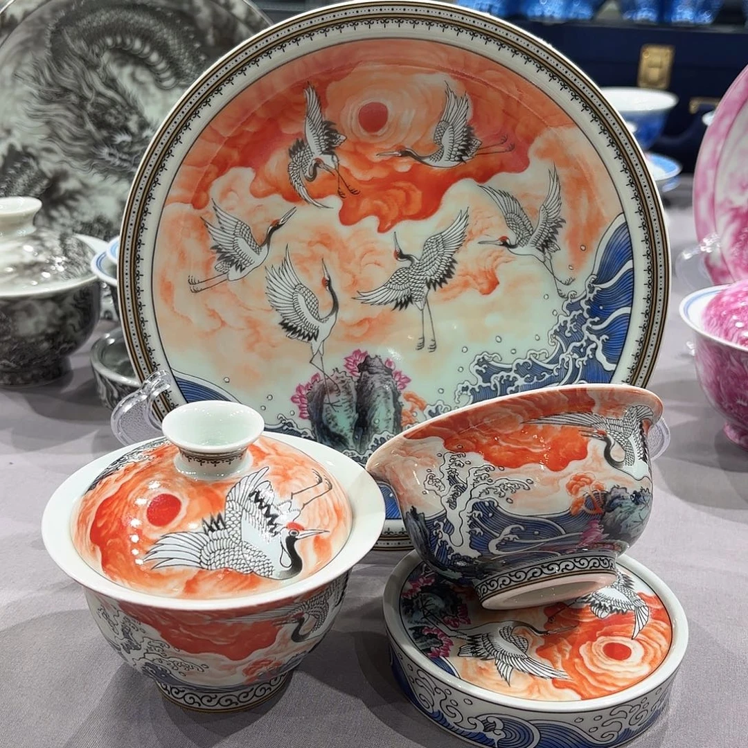 瓷片景德镇瓷器精品陈列