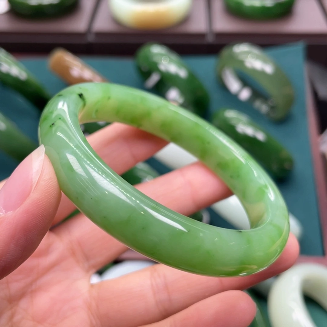 菁***清和田玉（碧玉）未镶嵌手镯59