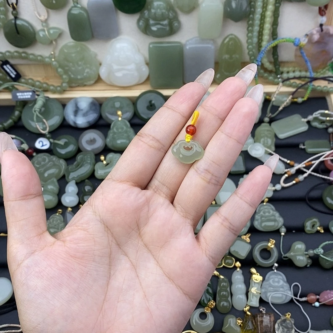 和田玉未镶嵌吊坠(不含链)