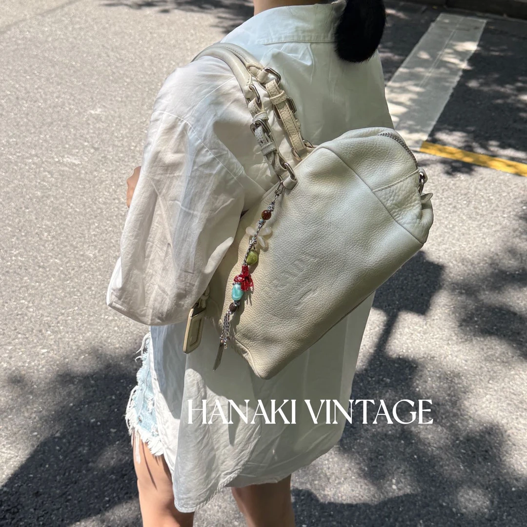 95新 Prada/普拉达 花绮中古/Prada全皮压印腋下单肩包