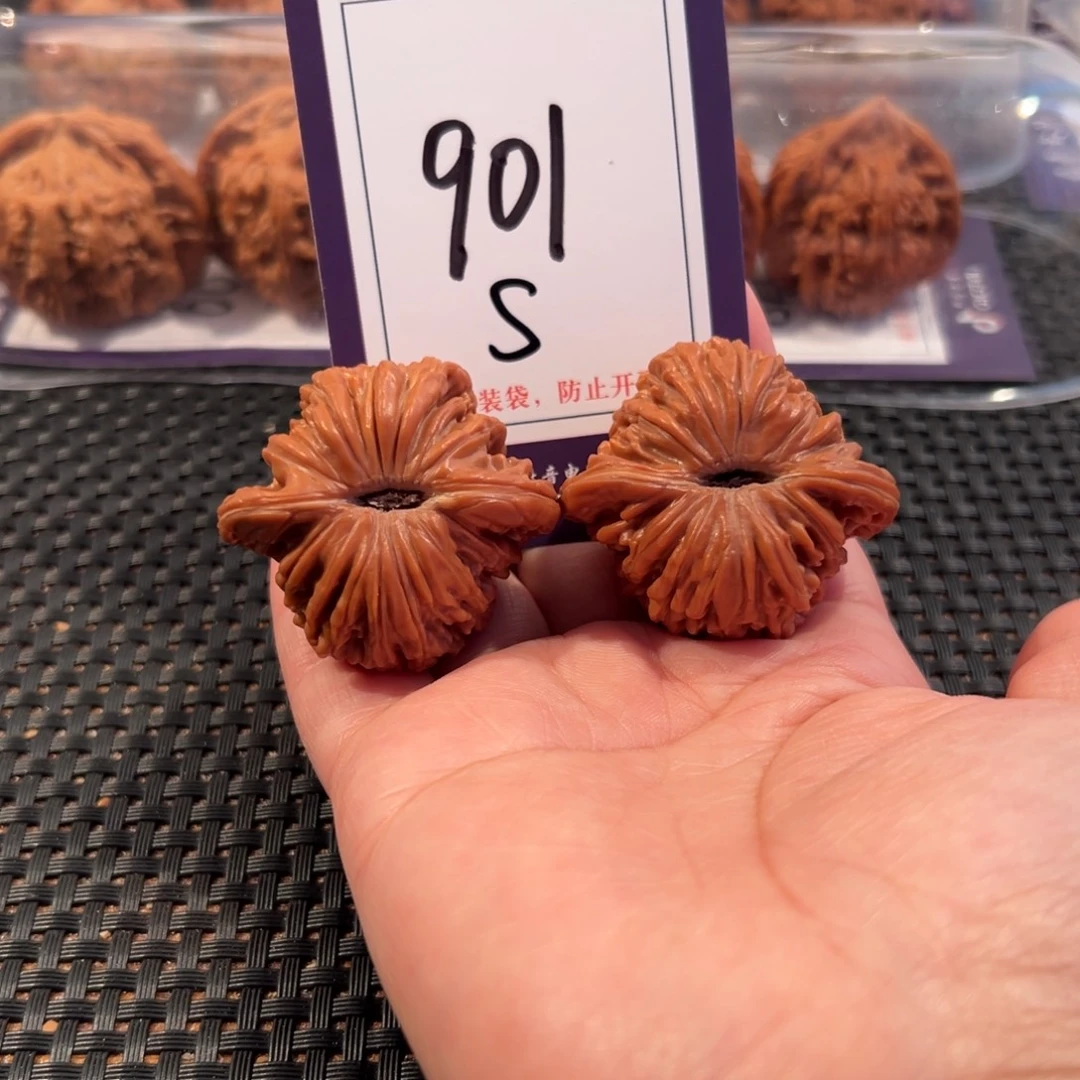 把件文玩核桃901号汉高楼尺寸40全品