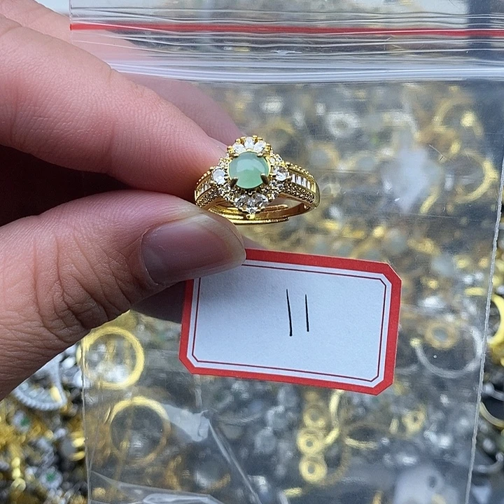 翡翠未镶嵌戒指11