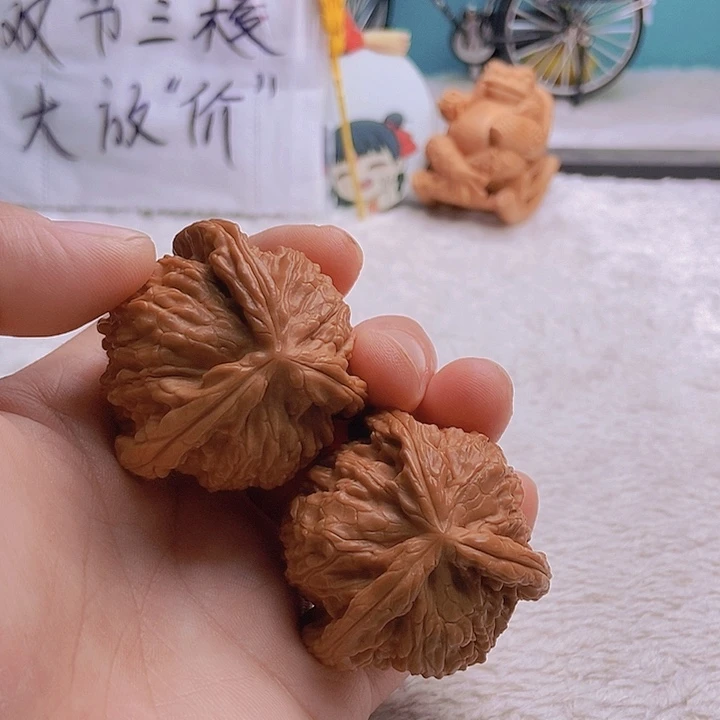 吊坠文玩核桃P****d三棱