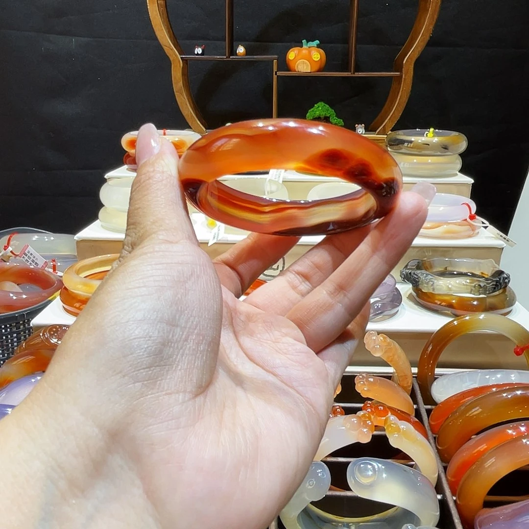 玛瑙/玉髓未镶嵌手镯