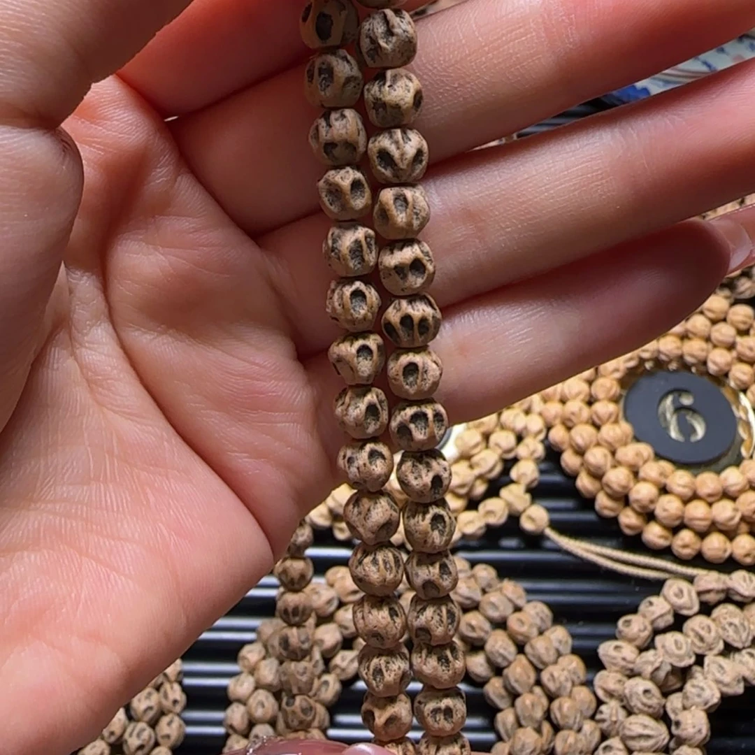 【闪购商品】柏香籽/百香籽吊坠暖****阳