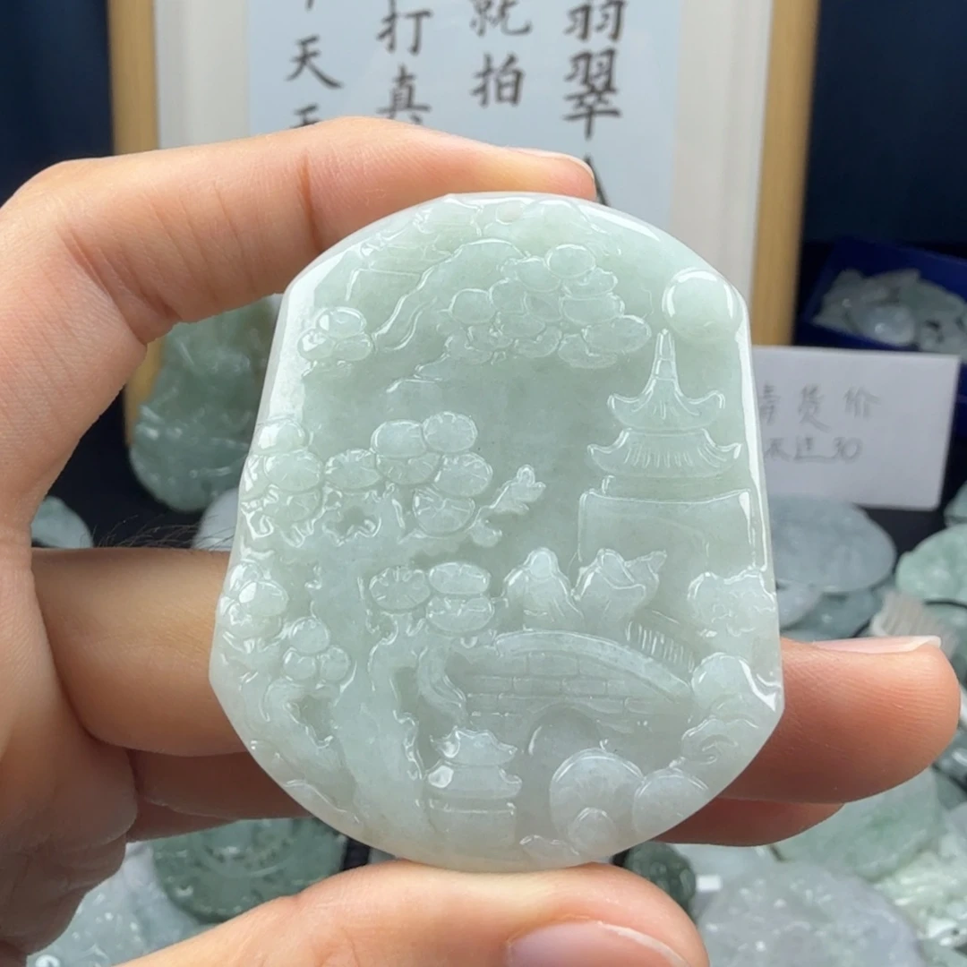 翡翠未镶嵌颈饰翡翠