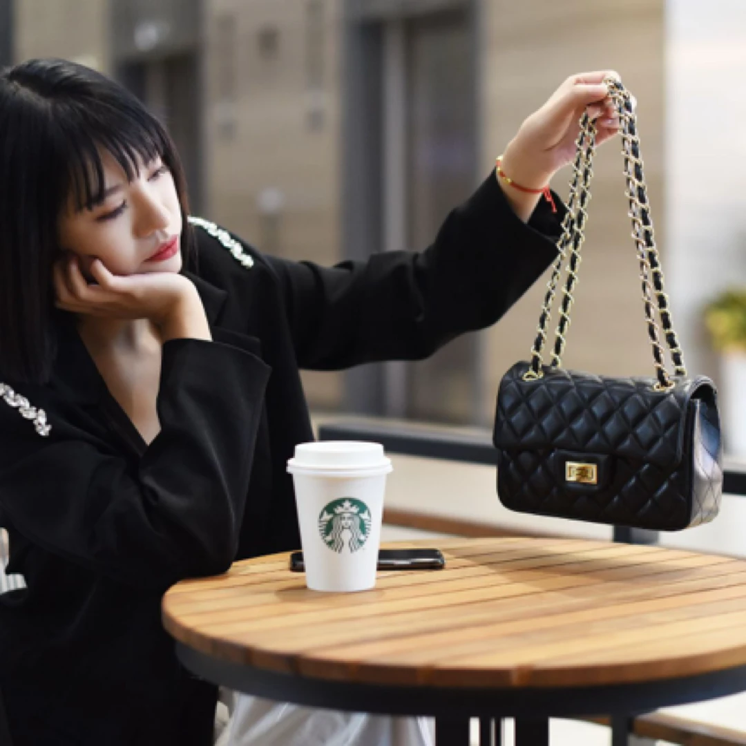 欧美风耐磨戴妃包防盗单肩斜挎包轻奢风包盖锁扣耐刮