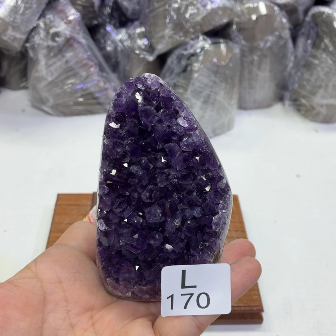 未镶嵌水晶摆件天然紫水晶