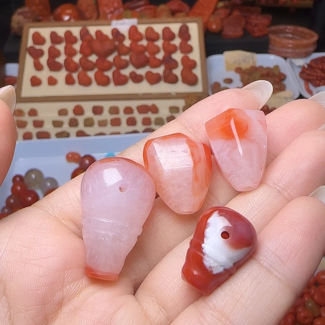 南红玛瑙未镶嵌吊坠(不含链)