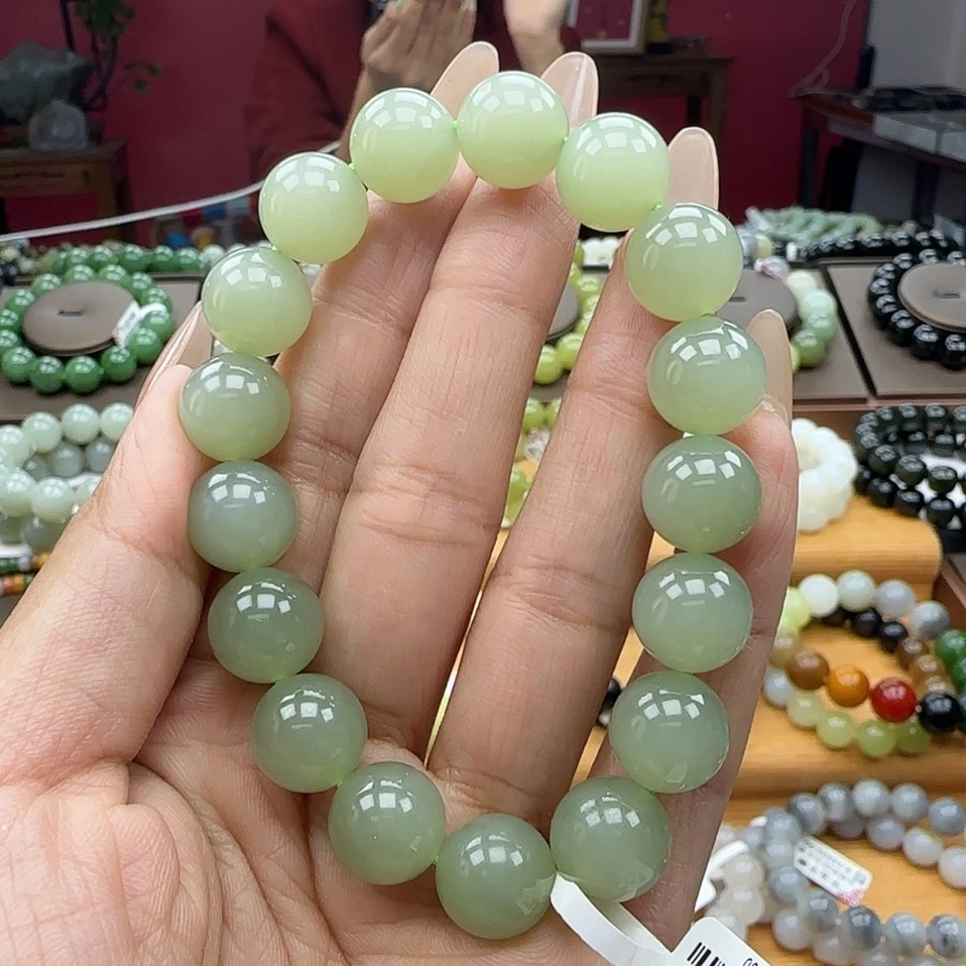 和田玉未镶嵌手串