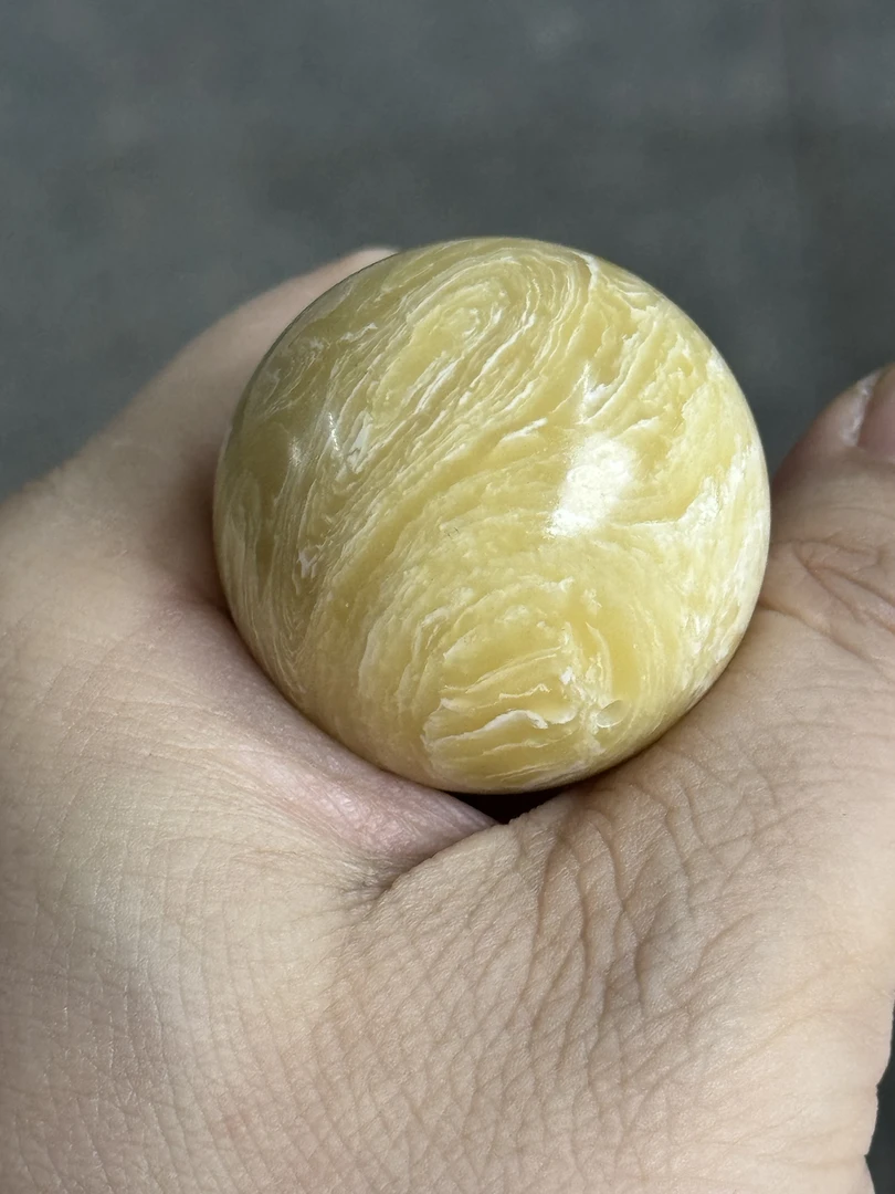 020号-尺寸3.5正圆单颗（打好孔）