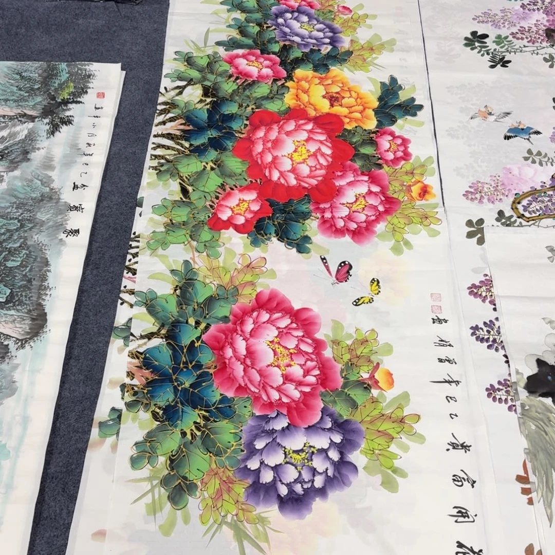 国画180×70千层金线牡丹